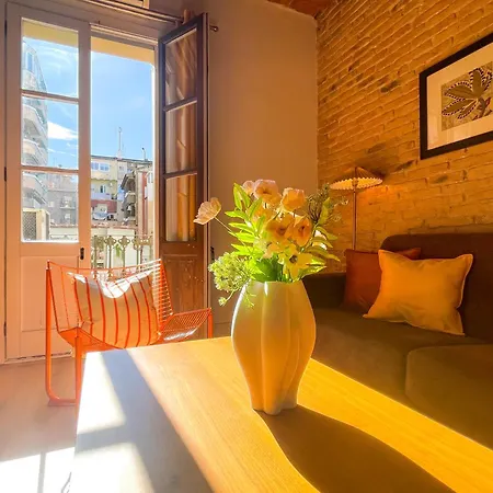 Apartment Boutique Pare Lainez